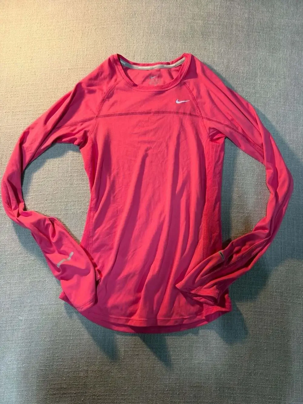 Nike Miler Dri-FIT Women's Long Sleeve Running Shirt Pink Size XS